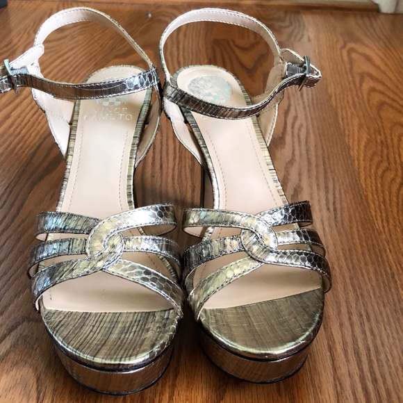 Vince Camuto Platform Sandal - Picture 5 of 5